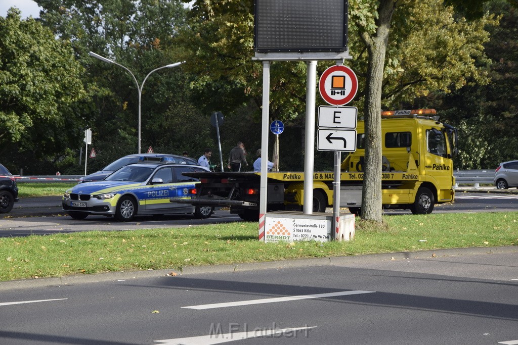 VU Koeln Buchheim Frankfurterstr Beuthenerstr P179.JPG - Miklos Laubert